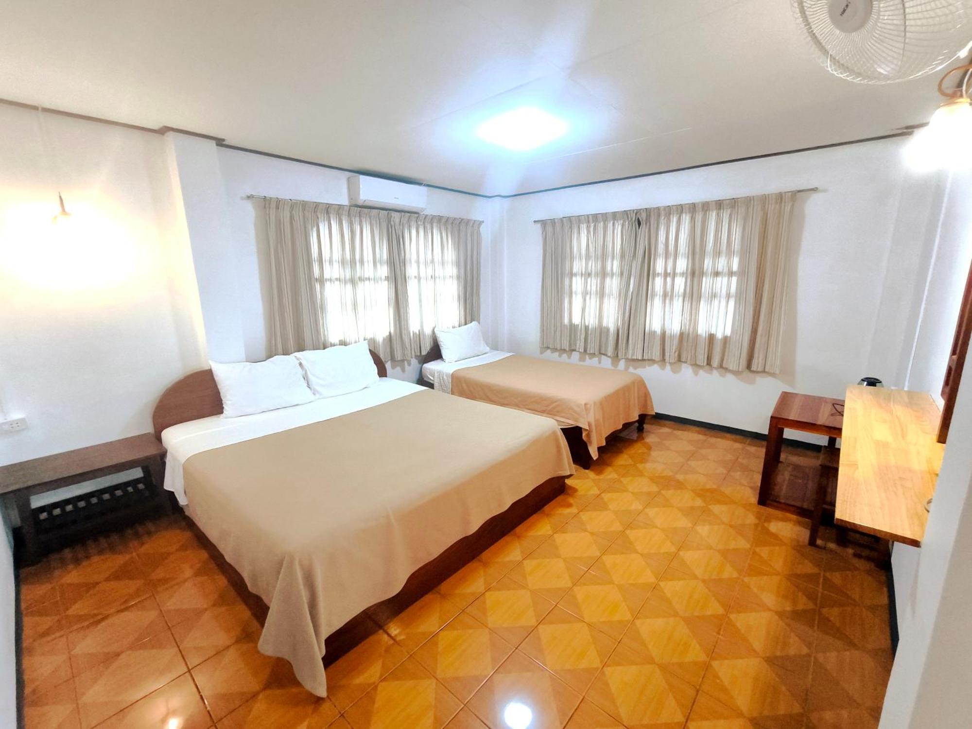 Sabaydee Guesthouse Ban Houayxay Quarto foto